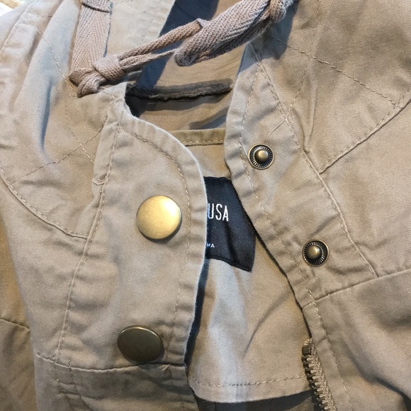 Hooded Utility Jacket. Khaki. - Picture 2 of 8